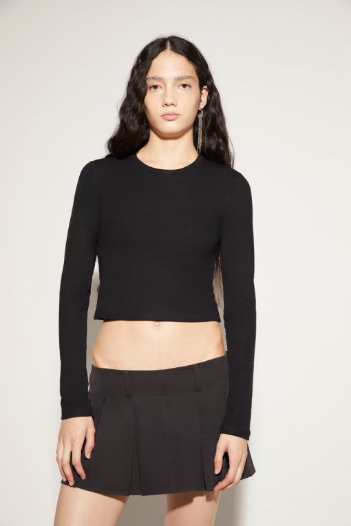 REMERA ML ESSENTIAL