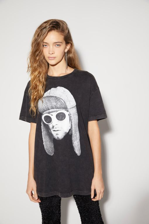 REMERA KURT