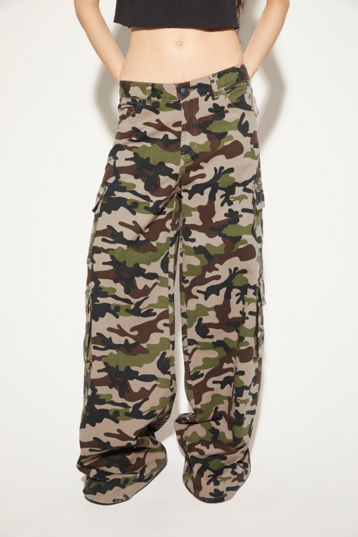 CARGO CAMUFLADO
