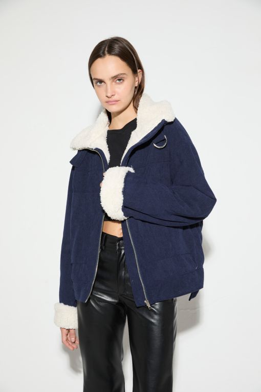 CAMPERA ISLANDIA