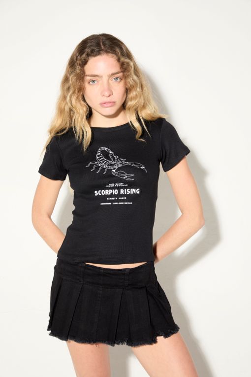 REMERA SCORPIO